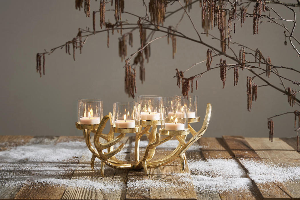 Dekorativer, goldener Kerzenleuchter von Cote Table
